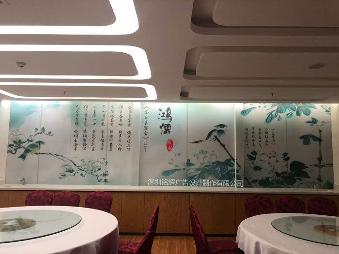 噴繪墻體采用車(chē)身貼來(lái)制作-深圳噴繪公司