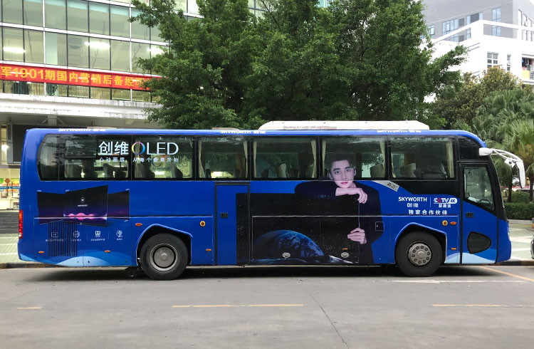 公交車身廣告的色彩元素該如何運用？