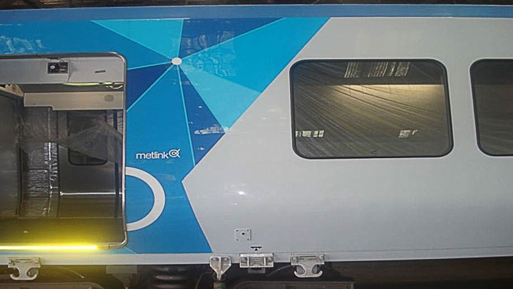 軌道、列車、高鐵車廂外車身廣告噴繪